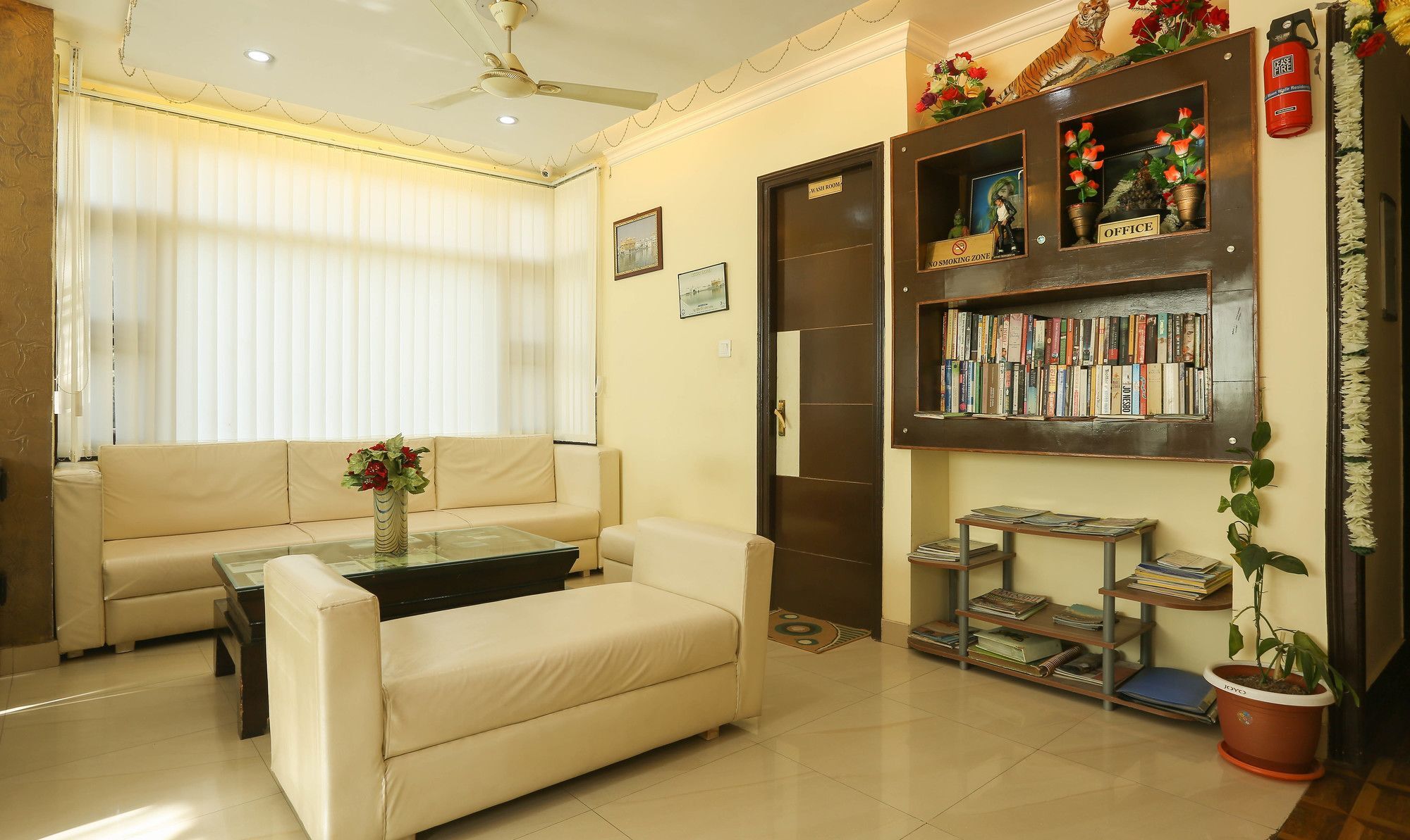 Moon Walk Residency Hotel Dharamshala Bagian luar foto