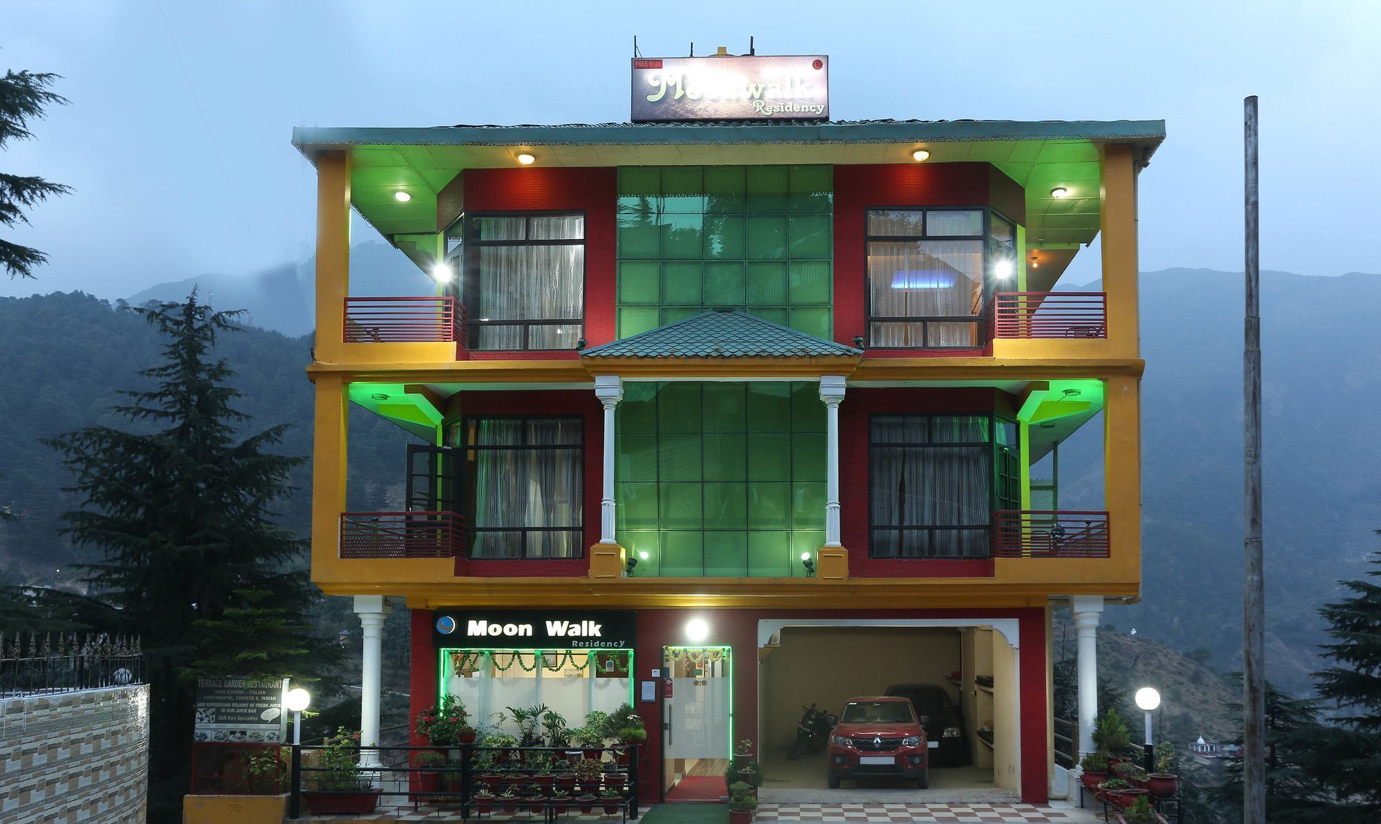 Moon Walk Residency Hotel Dharamshala Bagian luar foto