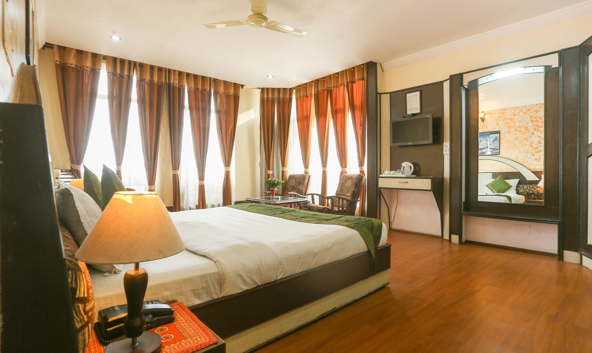 Moon Walk Residency Hotel Dharamshala Bagian luar foto