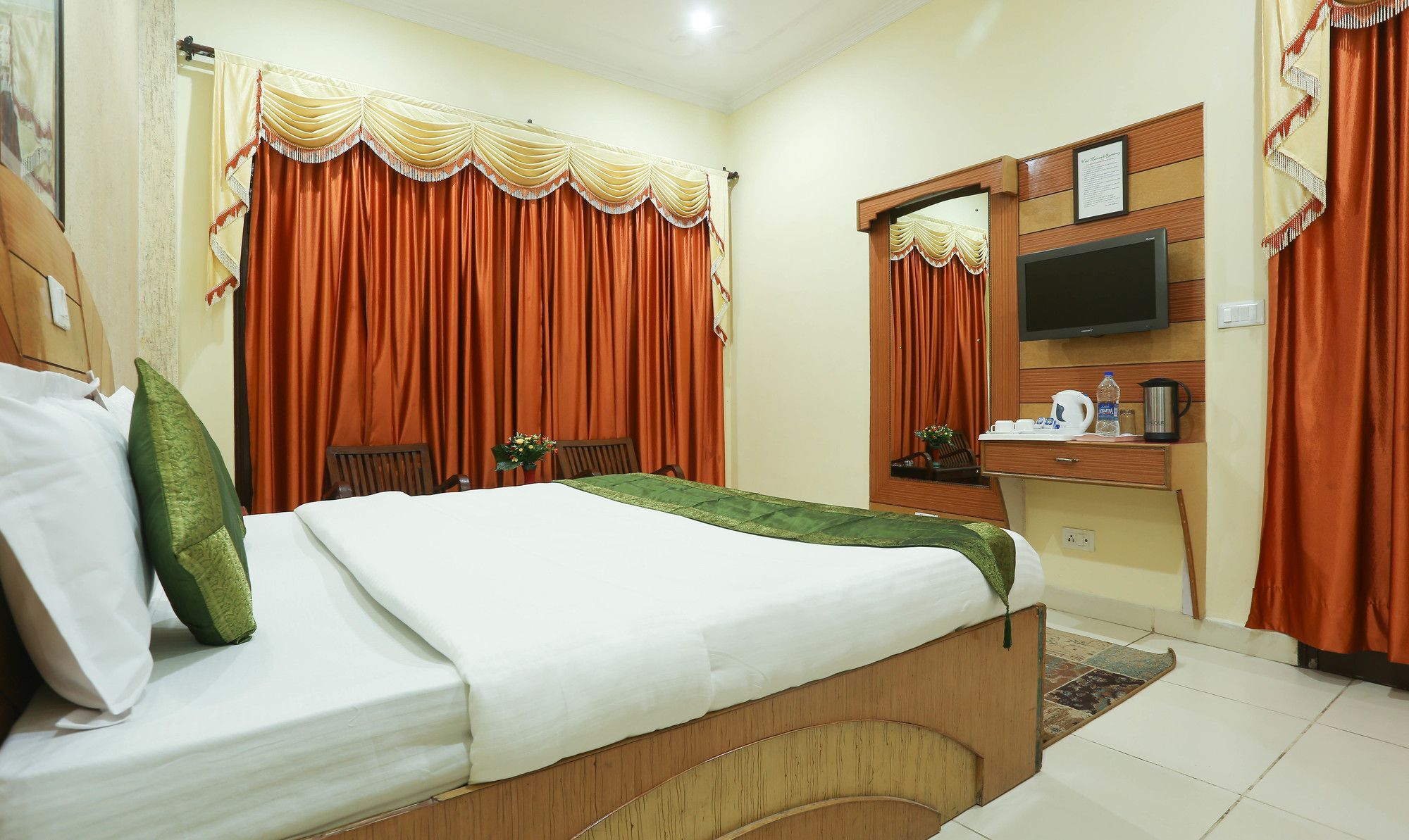 Moon Walk Residency Hotel Dharamshala Bagian luar foto