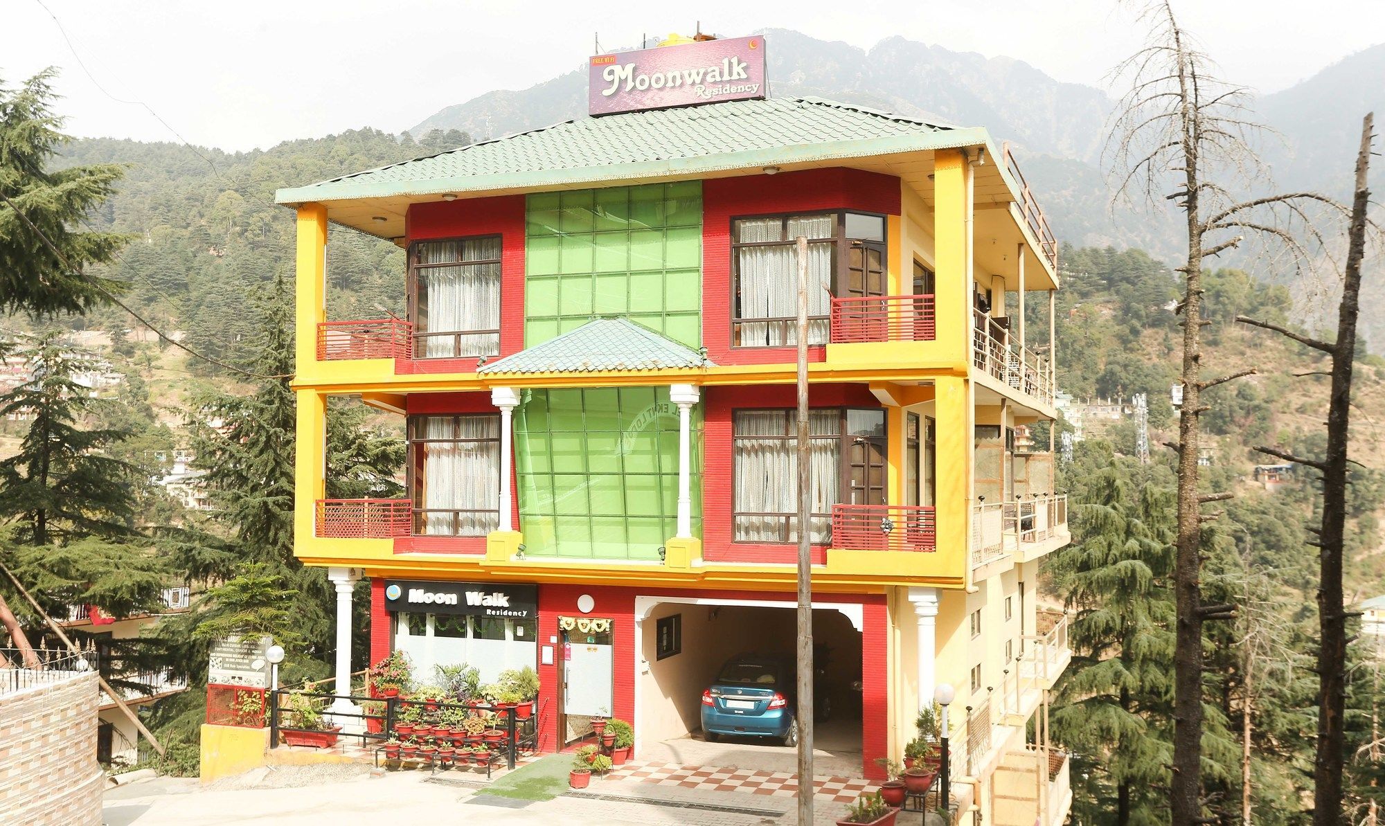 Moon Walk Residency Hotel Dharamshala Bagian luar foto