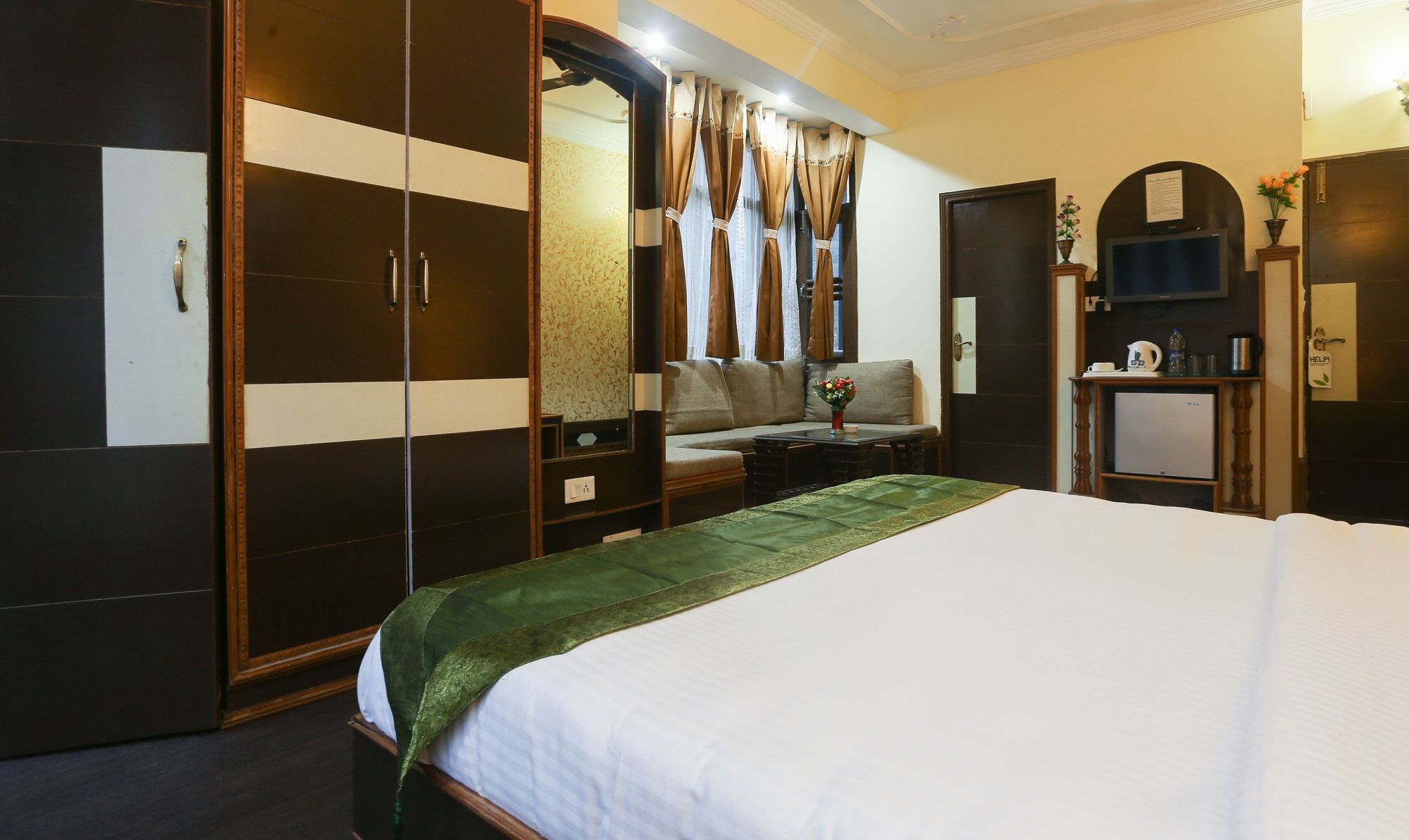 Moon Walk Residency Hotel Dharamshala Bagian luar foto