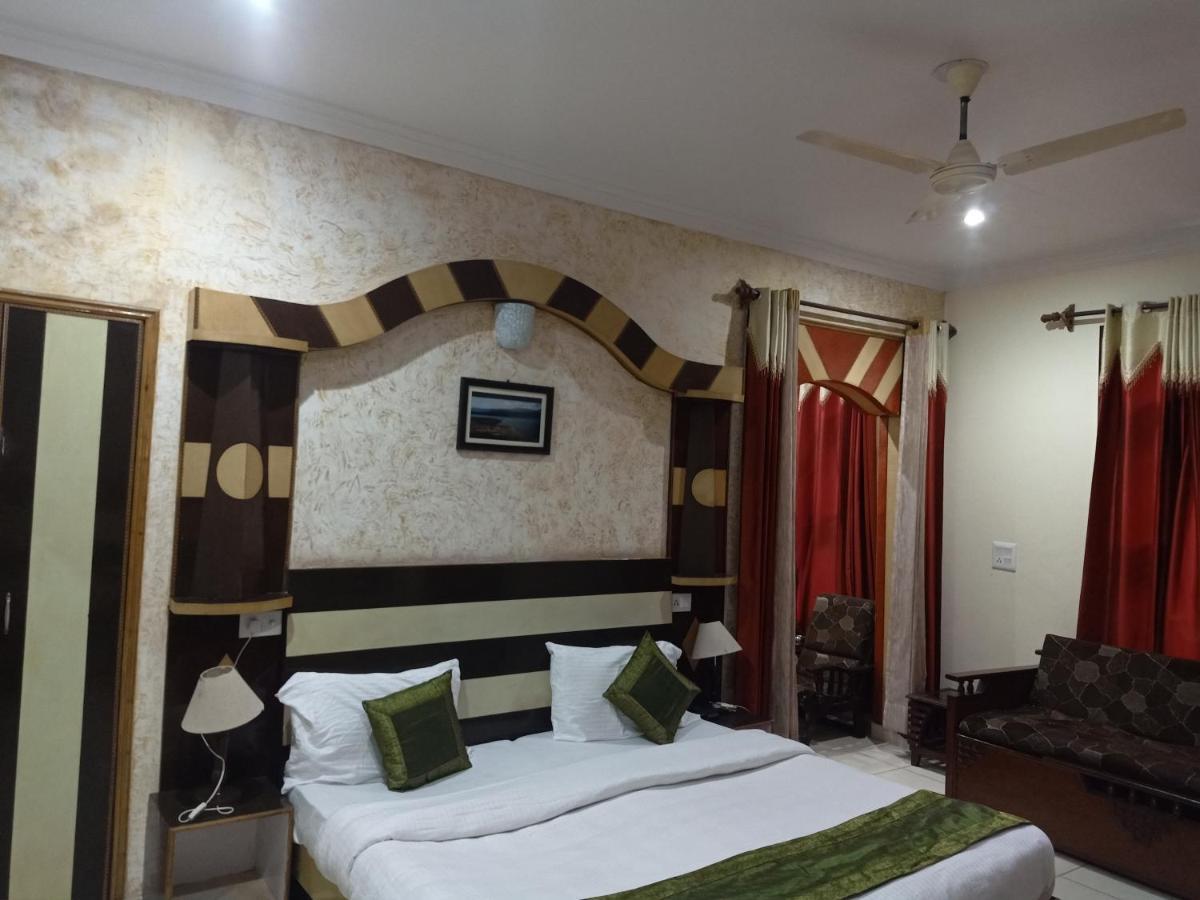 Moon Walk Residency Hotel Dharamshala Bagian luar foto
